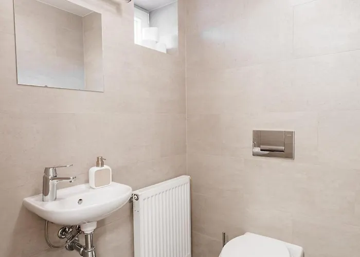 Charming Duplex Loft In Center 아파트 프라하