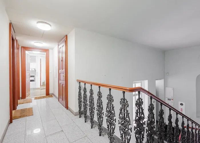 Charming Duplex Loft In Center 아파트 프라하