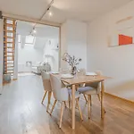 Apartment Charming Duplex Loft In Center *