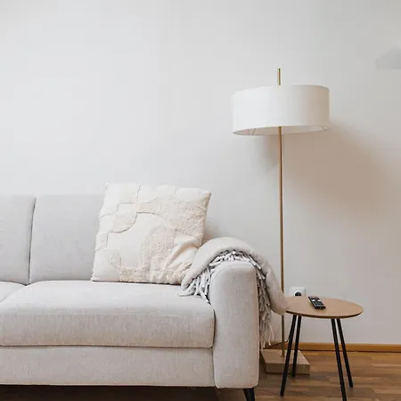 Charming Duplex Loft In Center *