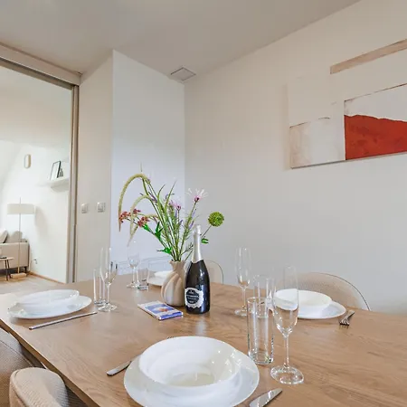 Διαμέρισμα Charming Duplex Loft In Center *